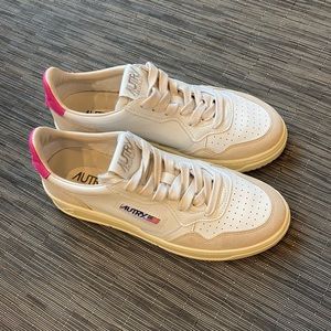 AURTY leather low top